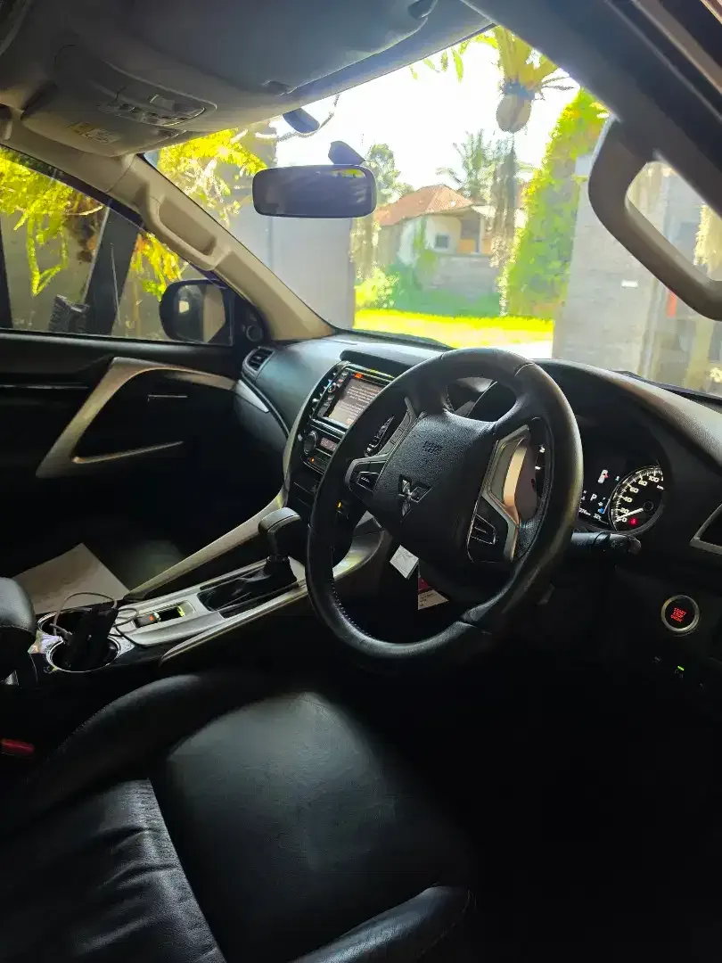 pajero dakar 4 x 2 AT tahun 2017 hitam - Image 3 of 7