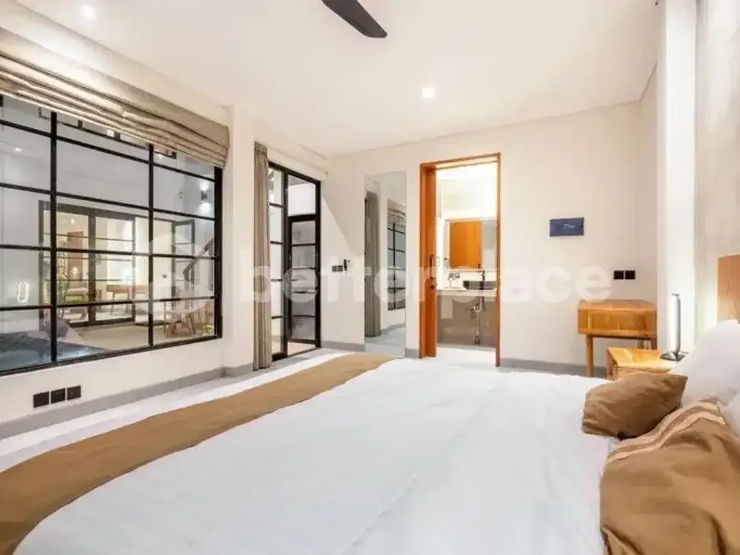 Contemporary Urban Villa in Seminyak–Legian – 2 Bedrooms in a Prime Lifestyle Hub - Image 7 of 10
