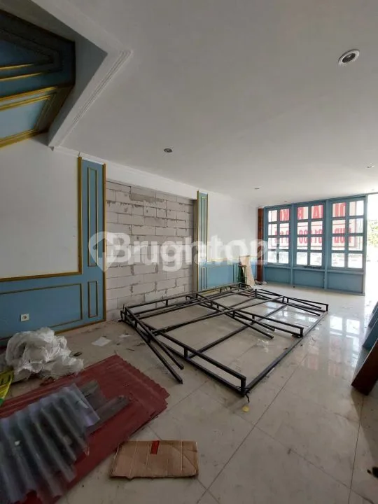 Dijual.disewakan Ruko Cantik 3 Lantai Strategis JÌalan Mahendradata Denpasar Bali - Image 4 of 4