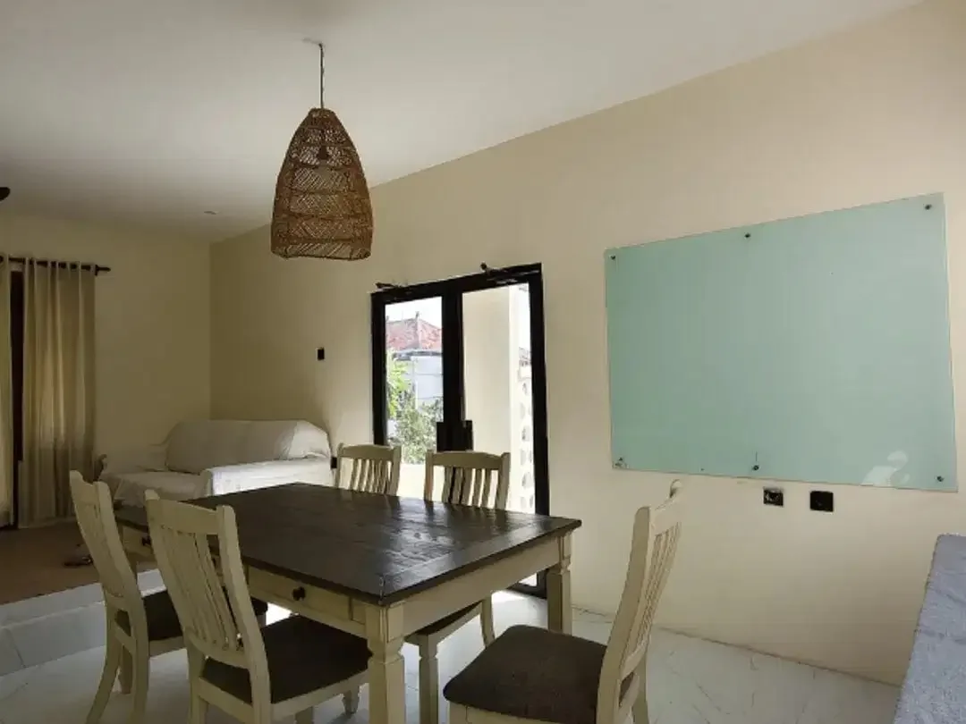 VILLA MODERN TROPIS DI PENGIASAN SANUR DENPASAR - Image 8 of 10