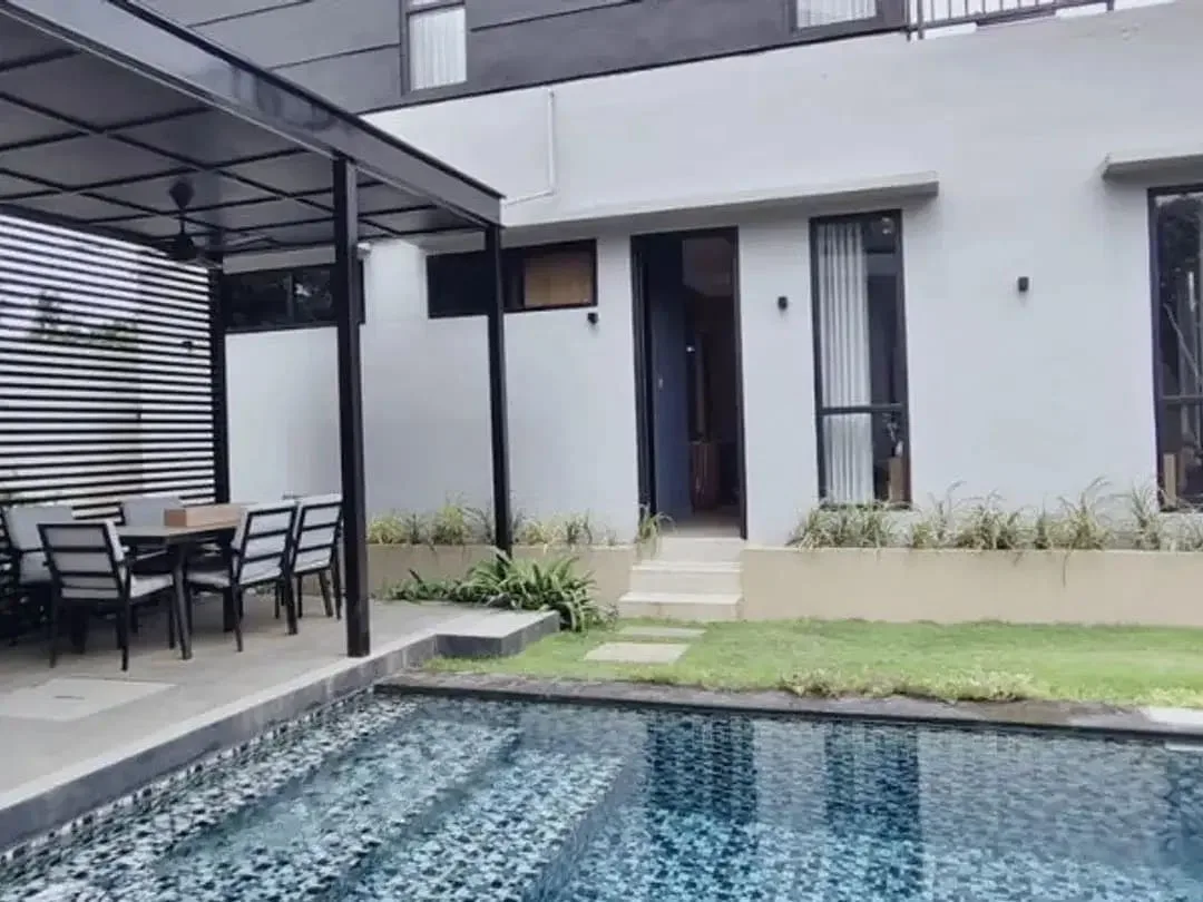 VILLA VIEW PANTAI SABA - Image 2 of 10