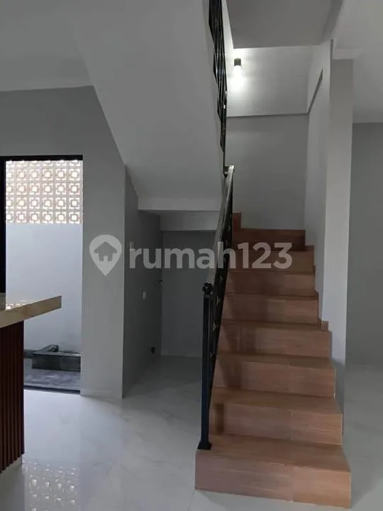 Rumah Baru 2 Lantai 3Br Gatsu Timur Denpasar, Bali - Image 4 of 4