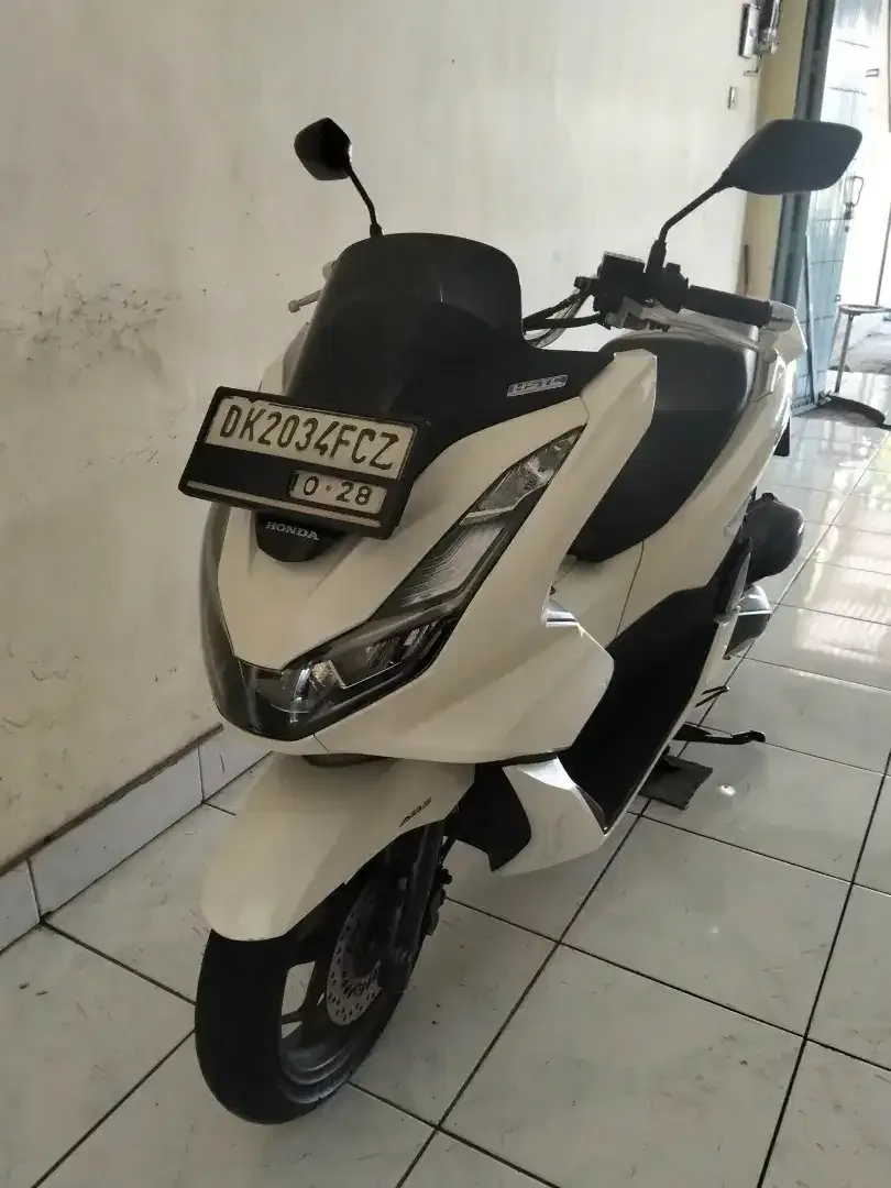DP 1 JT/ BUNGA MENURUN 2% / HONDA PCX ABS TAHUN 2023 - Image 1 of 6
