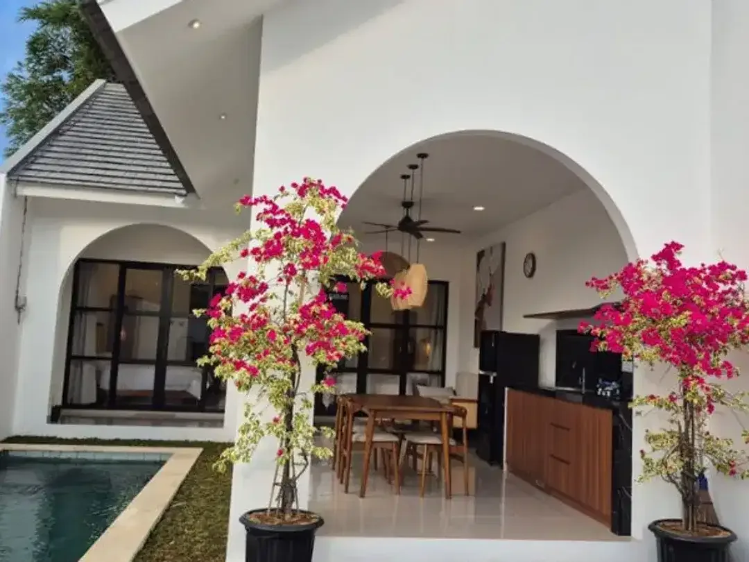 VILLA BARU 1 LANTAI DI TAMAN MUMBUL NUSA DUA BADUNG, BALI - Image 2 of 10