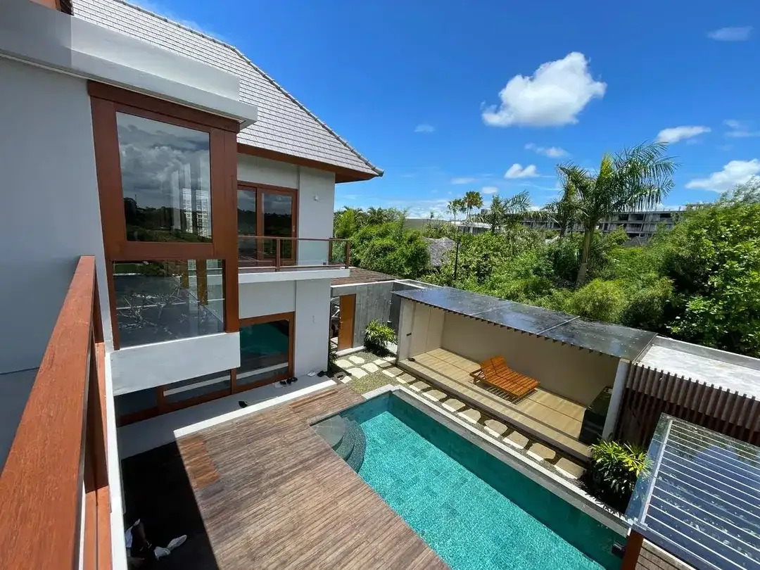 PREMIUM 4-BEDROOM VILLA IN UMALAS BUMBAK - Image 2 of 10