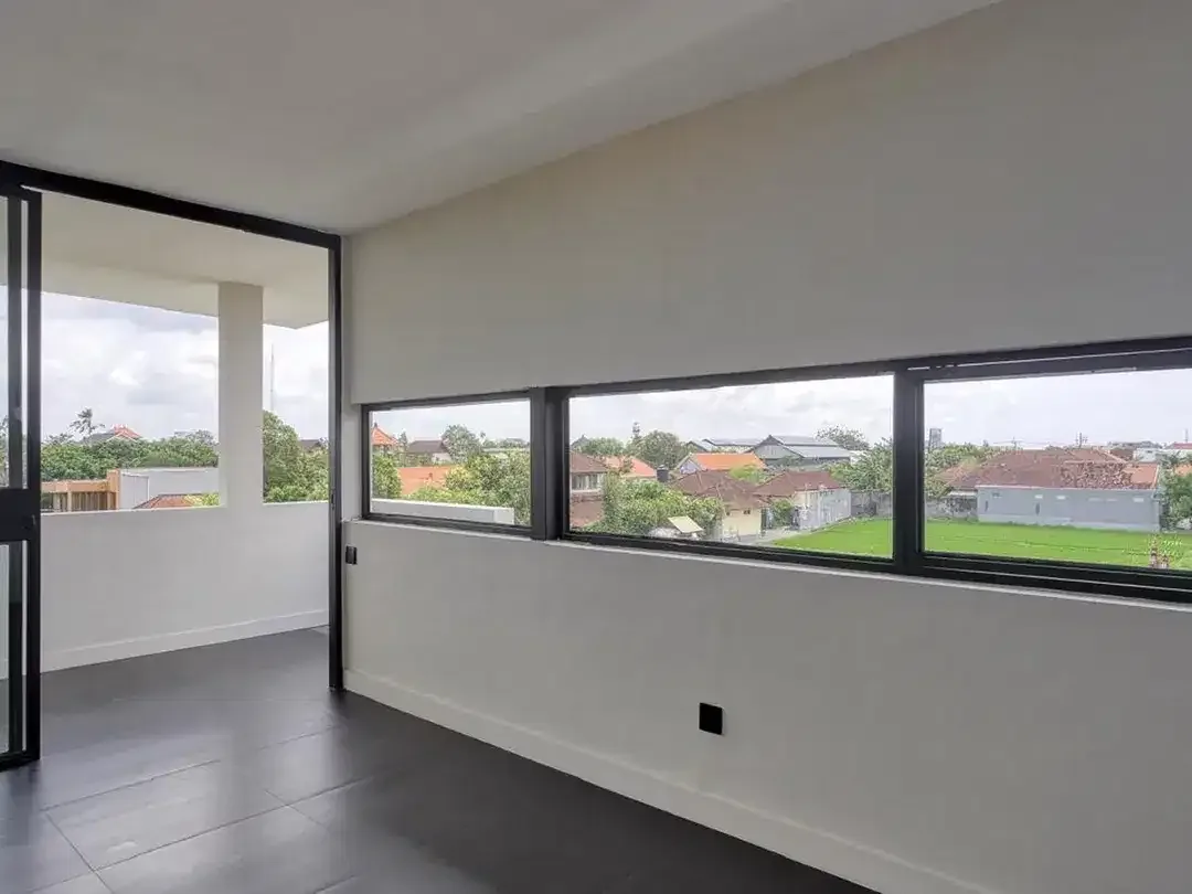 Leasehold -Stylish 3-Floor Villa in Kerobokan- Ideal for Living - Image 8 of 10