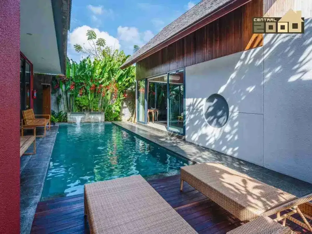 Luxury Villa Eksklusif di Canggu dengan Desain Modern - Image 2 of 10