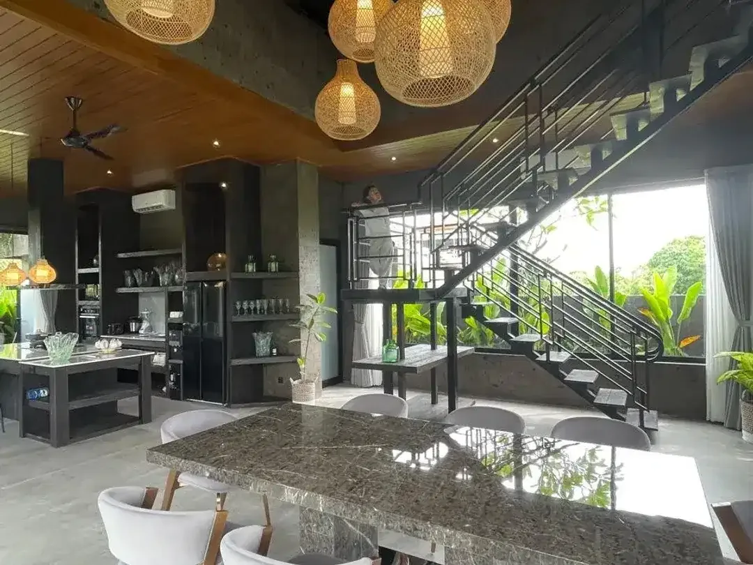 4 Bedroom Villa for sale in Sukawati, Bali - Image 2 of 9