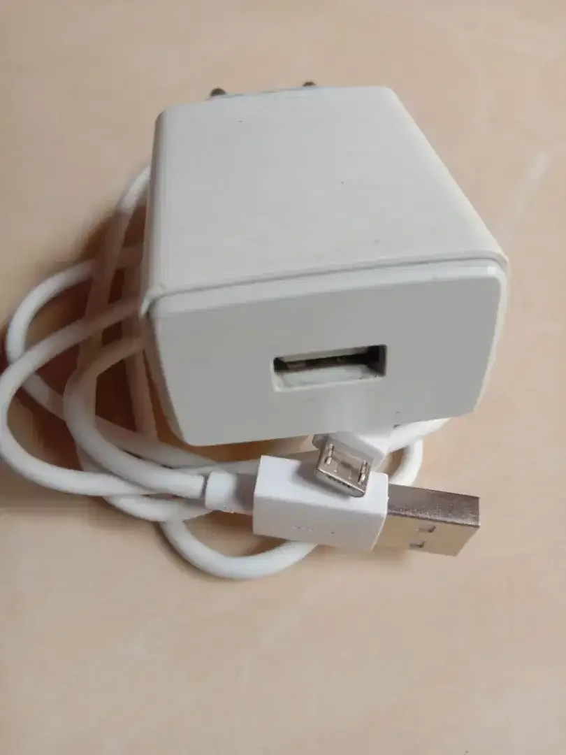 CHARGER BEKAS ASLI BAWAAN OPPO A3s, A1K, A71 MIKRO USB - Image 3 of 3