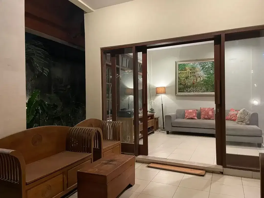Villa Beach Side Sanur Denpasar Bali - Image 3 of 10