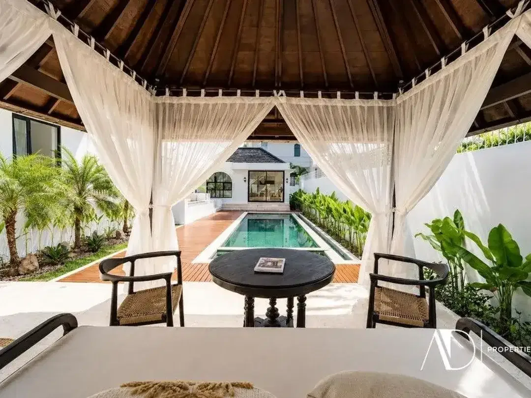 FREEHOLD OR LEASEHOLD | MODERN MEDITERRANEAN VILLA IN BERAWA, CANGGU - Image 2 of 10