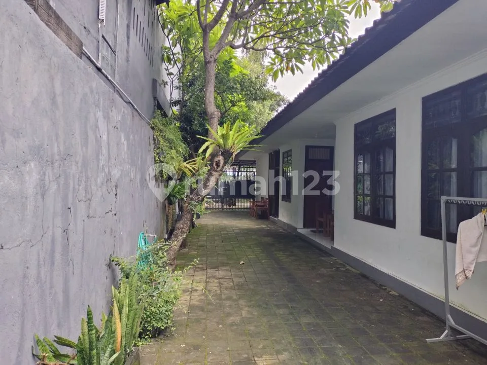 Homestay Dekat Icon Mall Sanur Kauh Bali - Image 1 of 4