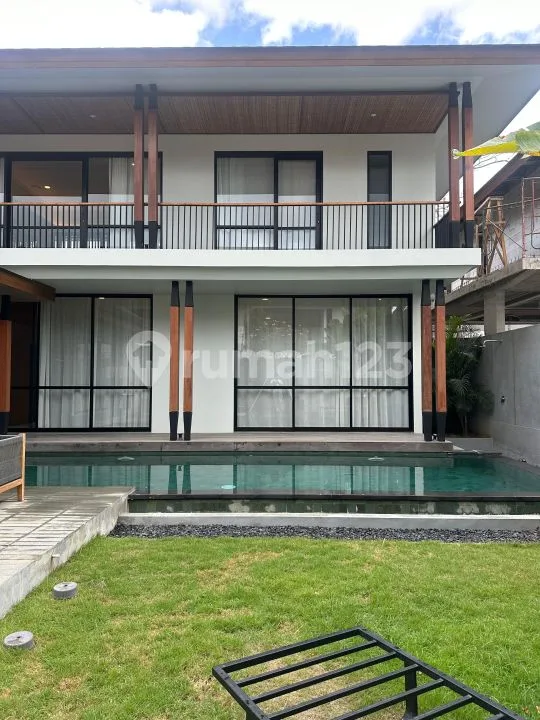 Luxury Villa Jimbaran One Gate System Bonus Isinya - Image 4 of 4