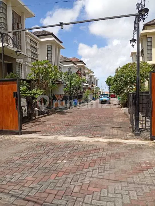 Rumah Dalam Clustet Eksklusif dengan Security Ditukad Balian Renon Dekat ke Sanur dan Sesetan - Image 3 of 4