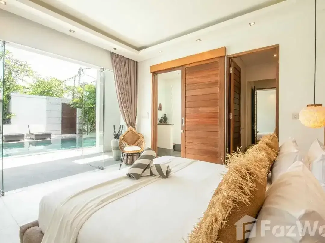 5 Bedroom Villa for sale in Berawa, Bali - Image 5 of 10