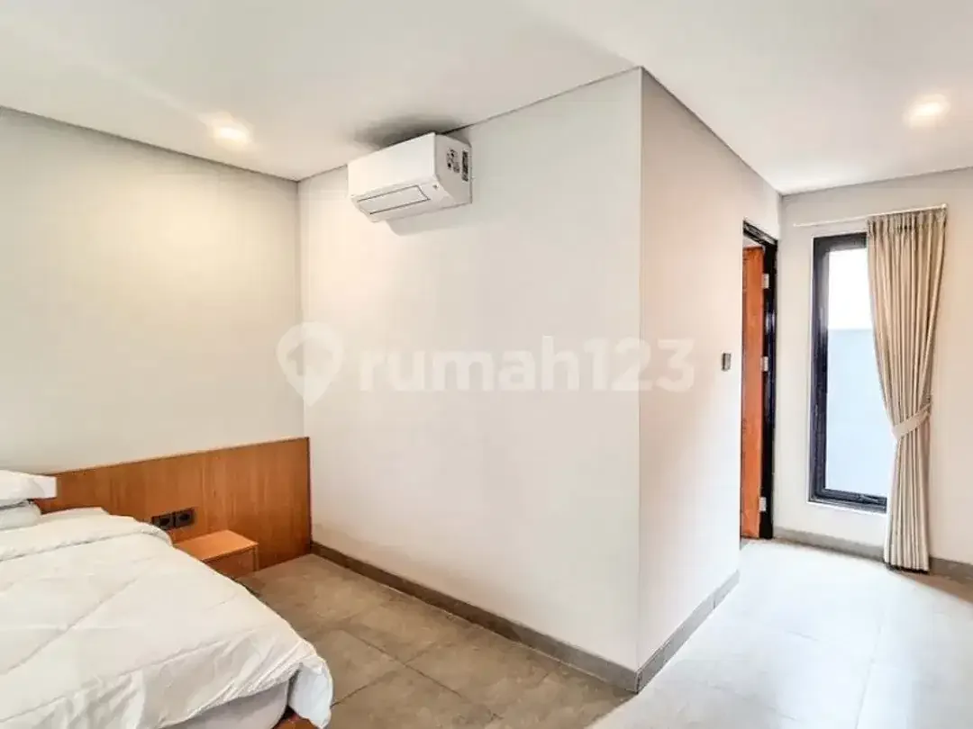 Modern Luxury Villa For Rent In Canggu - Image 2 of 5
