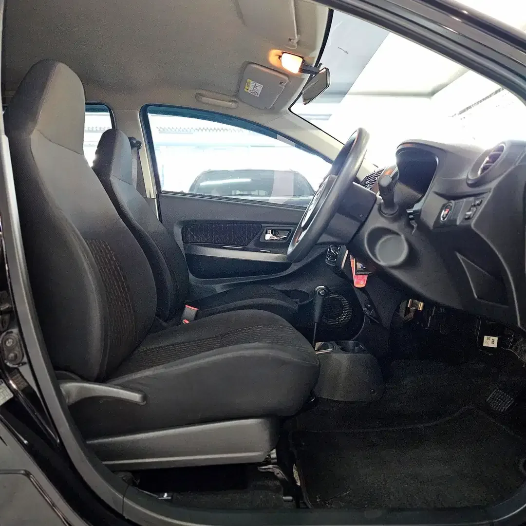 [2022] DP 23jt! Agya GR Sport 1.2 matic 2022 asliDK LowKM bkn G 2023 - Image 6 of 10