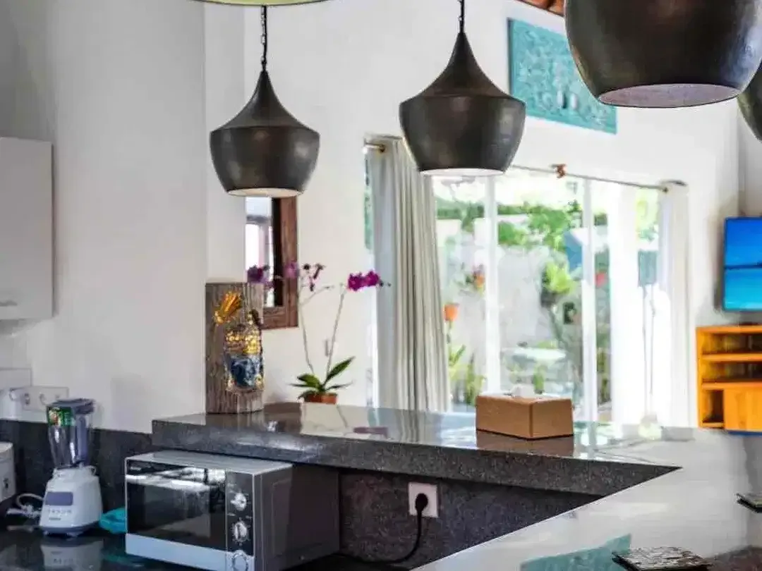For sale leased hold villa 37 years at kerobokan badung bali - Image 7 of 10