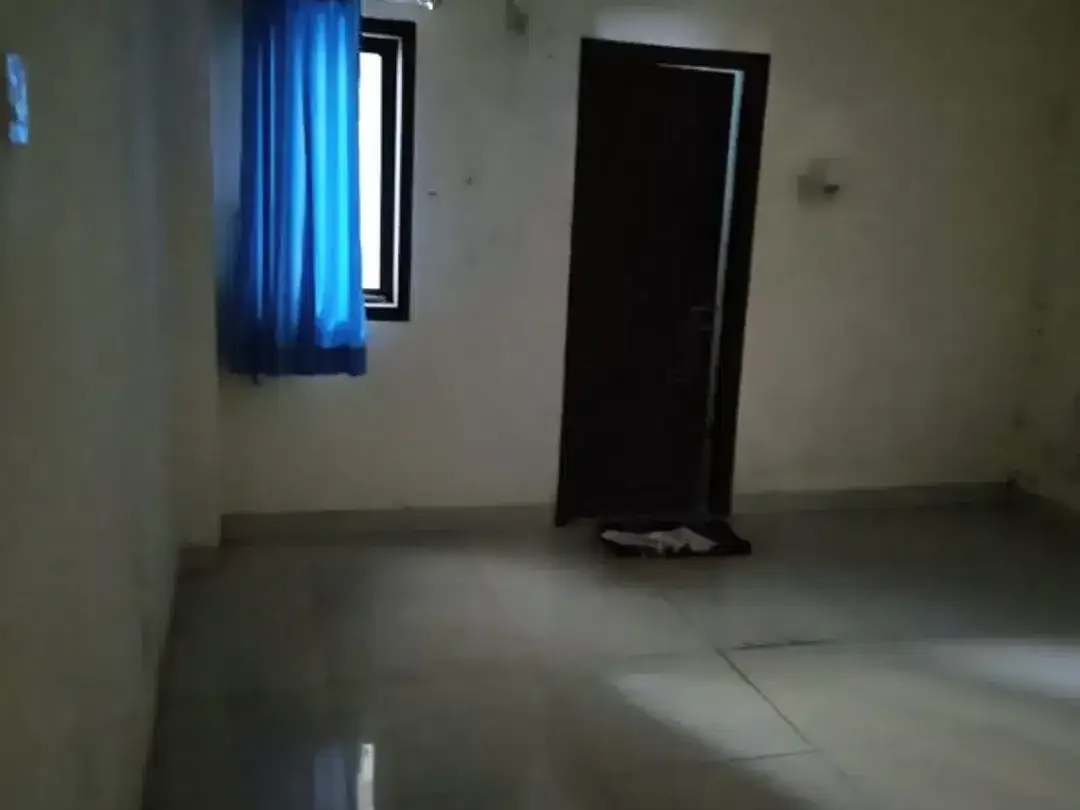 DIJUAL RUMAH HITUNG TANAH DI PERUM IMAM BONJOL DENPASAR - Image 7 of 10