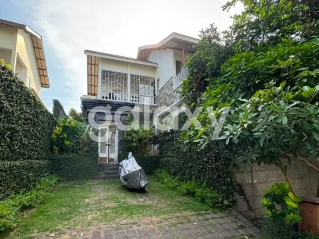 RUMAH BAGUS 2 LANTAI DI GRIYA ALAM PURI SRI WEDARI PECATU BADUNG, BALI - Image 1 of 6