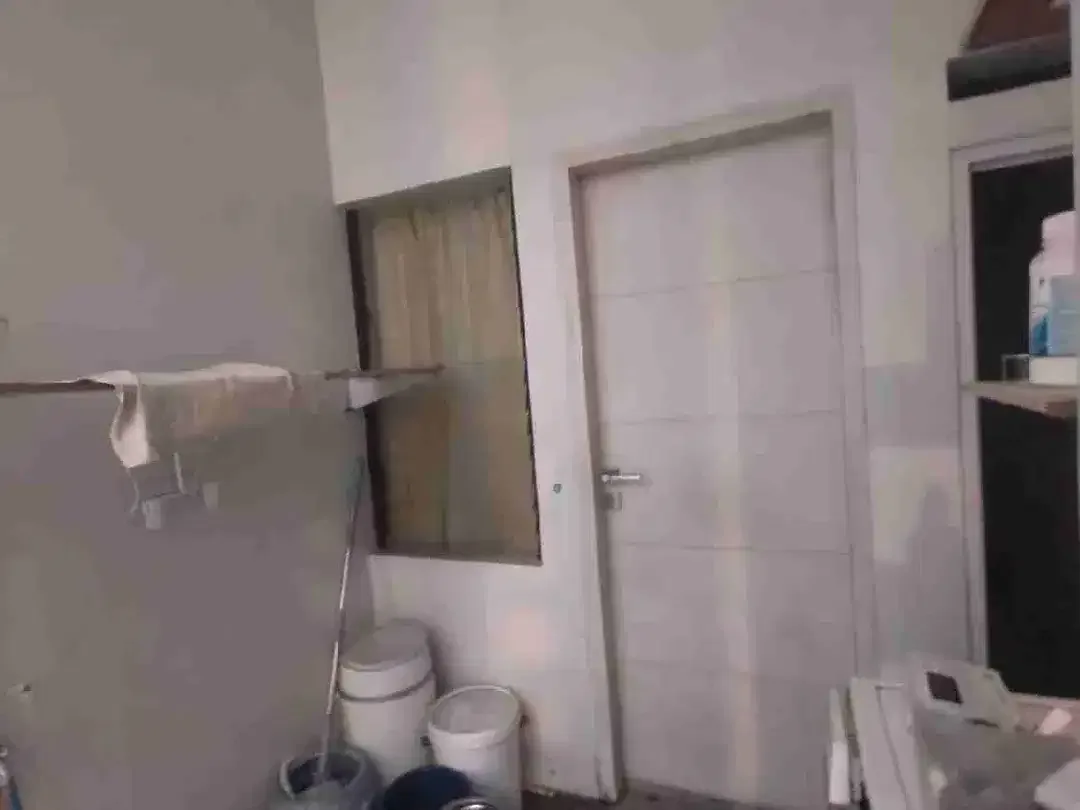 DIJUAL RUMAH LANTAI 2 SHM IMB LENGKAP DEKAT MALL TSM CN - Image 3 of 10
