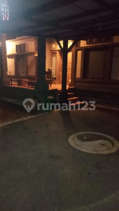 Rumah Nyaman Asri Halaman Luas - Image 2 of 4