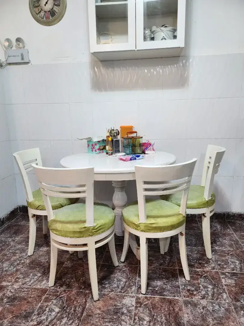 Dijual Meja Makan Kayu Jati Set 4 Kursi - Image 9 of 10