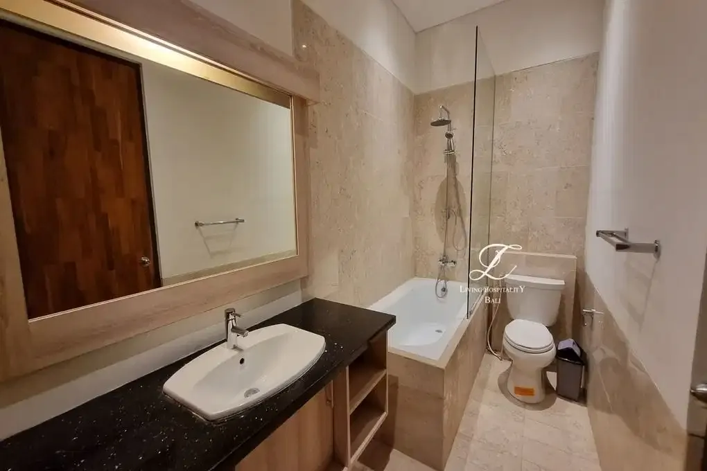 Villa in Canggu For Rent -only 10 mins drive to beach - Image 9 of 10