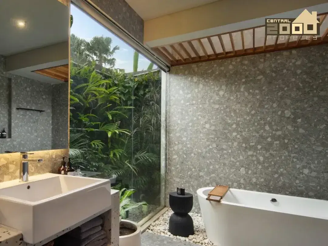Luxury Tropical Villa for Sale in Ungasan - Fully Furnished - Image 8 of 10