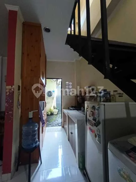 Jual Murah, Rumah, 2 Lantai, SHM Taman Griya - Image 3 of 4