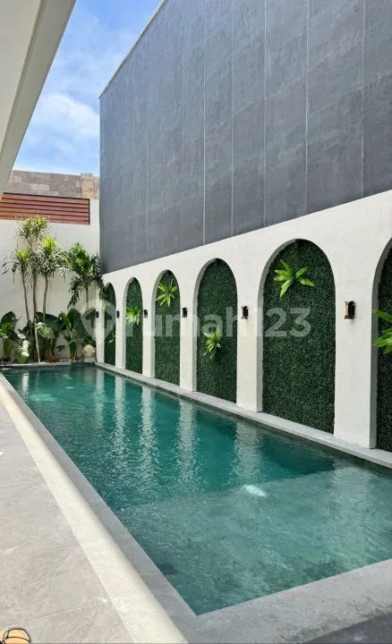 Brand New Villa Ungasan Jimbaran Near Gwk Rooftop 3 Lantai - Image 1 of 4