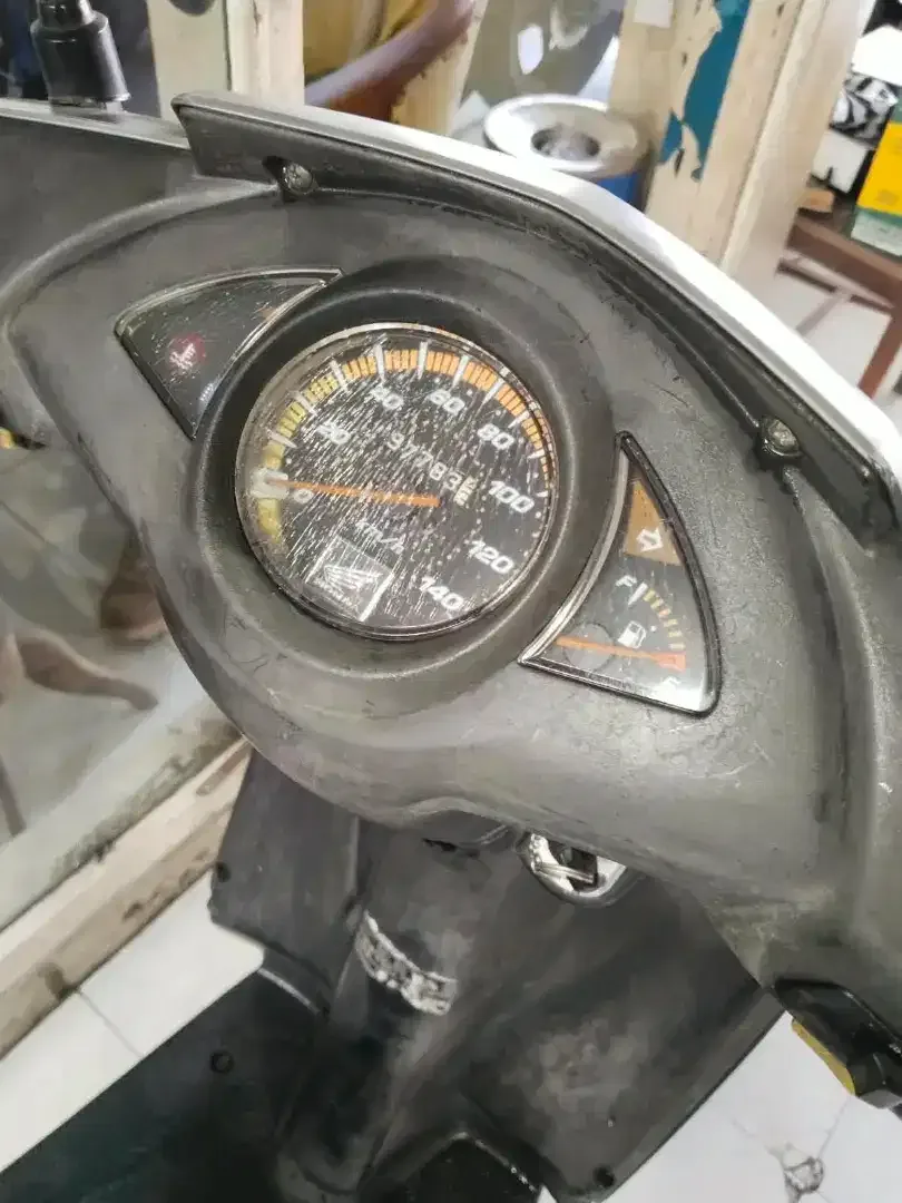 HONDA VARIO CW TAHUN 2010 PAJAK HIDUP SURAT LENGKAP - Image 7 of 7