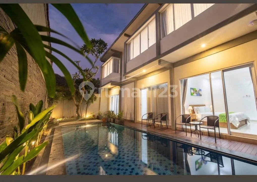 Villa Guesthouse Luas With Pool Strategis Furnished Kerobokan - Image 4 of 4