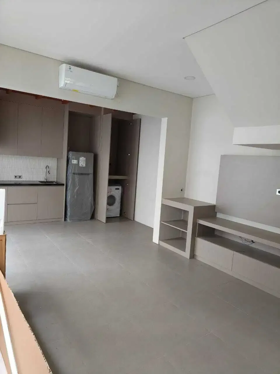 READY HUNIAN BARU FURNISHED ADA CLUB HOUSE DAN ONE GATE Sistem - Image 6 of 10