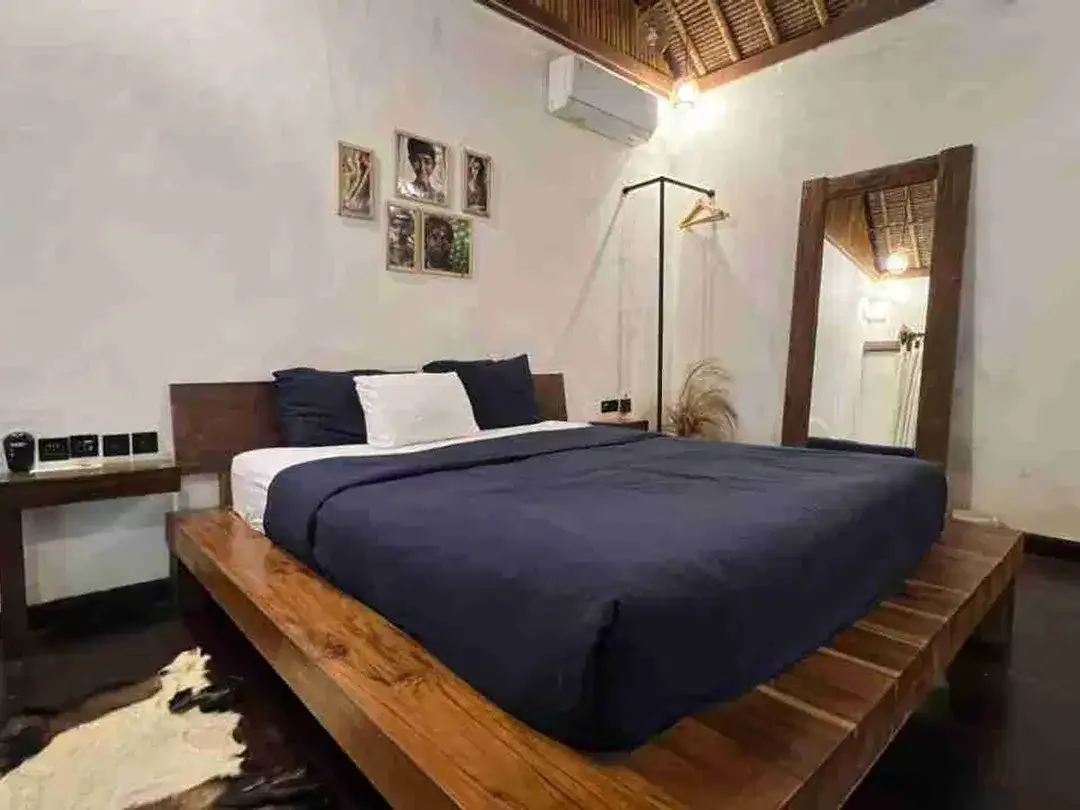 High-Occupancy 6-Bedroom Villa in Seminyak's Pink Zone - Image 10 of 10