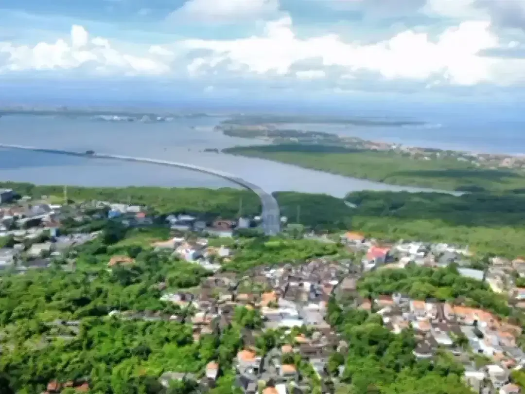 Tanah Nusa Dua Pemandangan Laut Dekat Puja Mandala Nusa Dua - Image 8 of 10