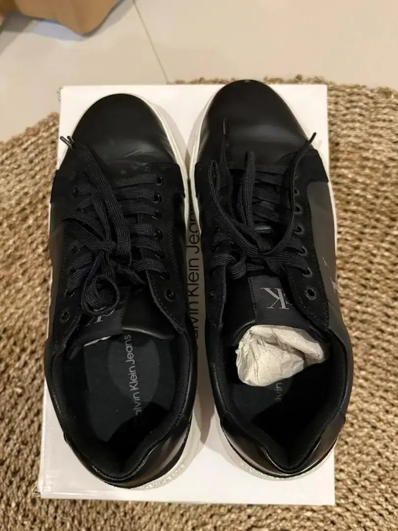 Sepatu Calvin Klein Asli, Size 44 Bagus - Image 3 of 5