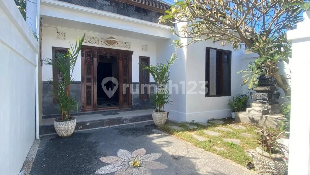 Villa Furnished Dekat Canggu Club, Pantai Stratetgis di Canggu - Image 4 of 4