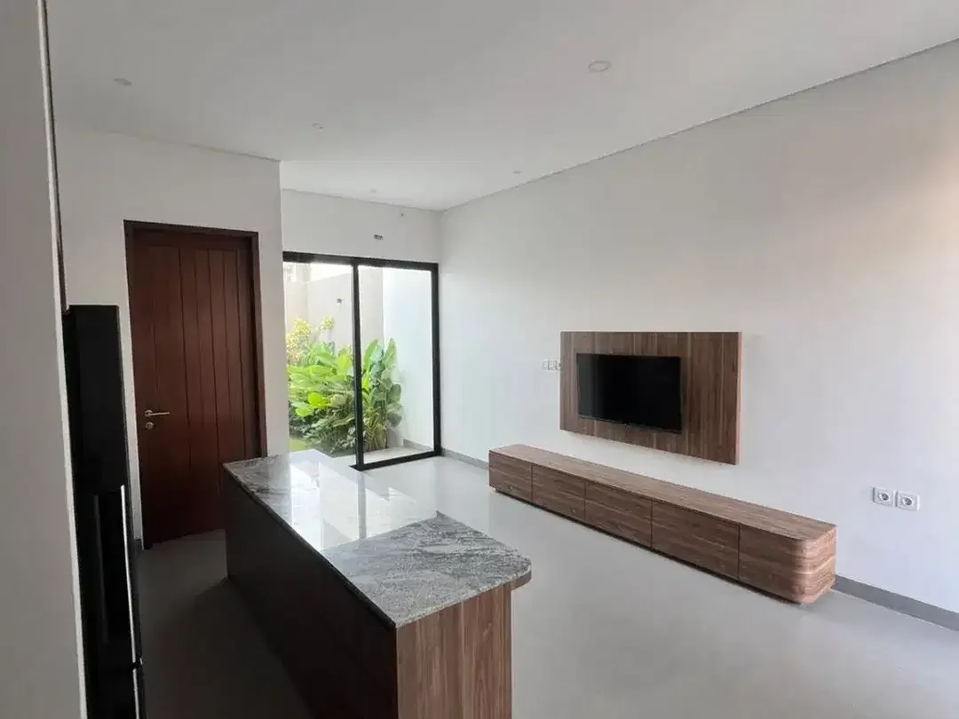 Disewakan Segera Rumah Baru di Jalan Tukad Balian, Renon - Sanur Dekat Moral School - Image 2 of 10