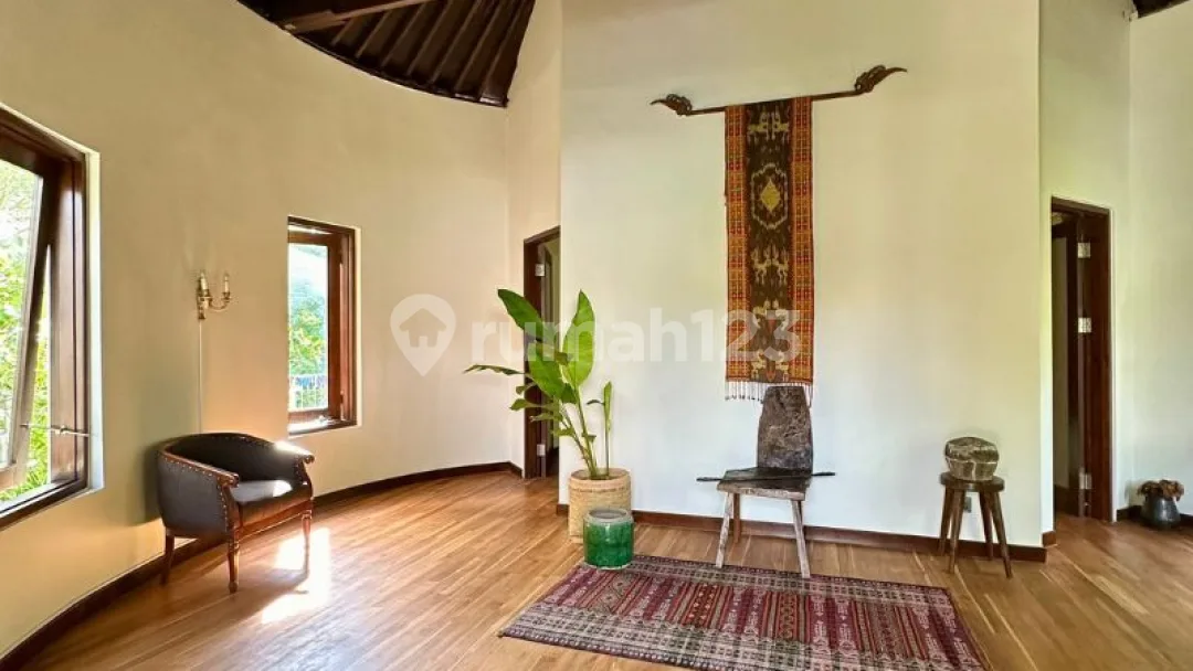 Villa Bagus 1 Lantai di Blongkeker Puri Gading Jimbaran Badung, Bali - Image 4 of 4