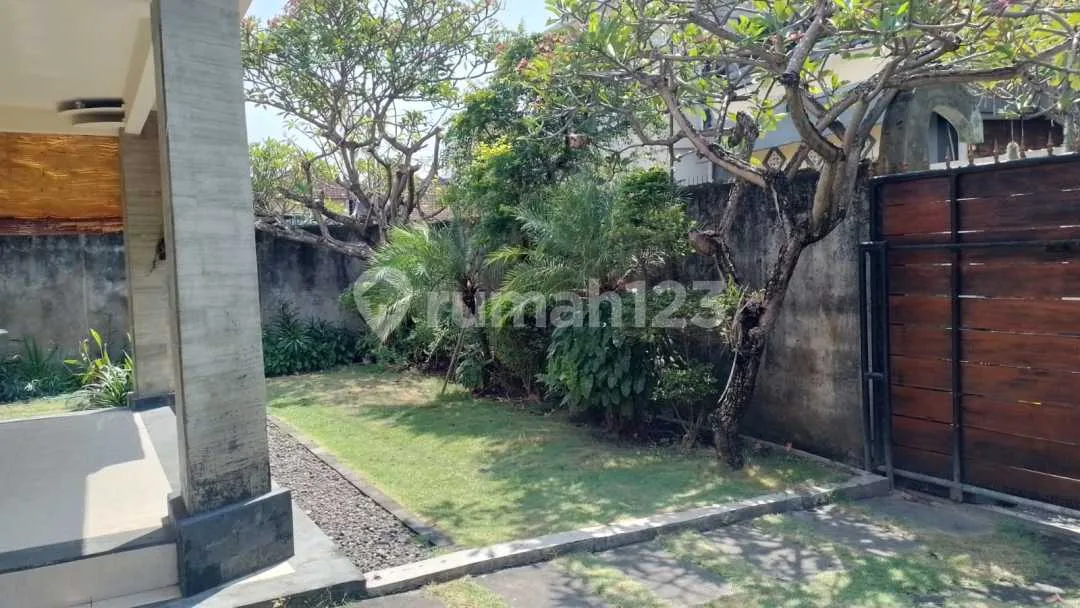 Rumah Semi Furnish Area Sanur Kauh Denpasar Dekat Bypass Ngurah Rai - Image 2 of 4