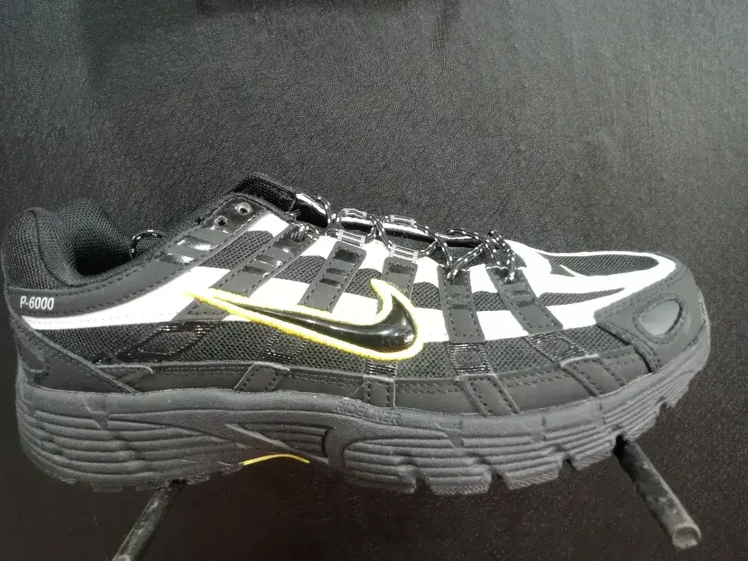 Sepatu bola import - Image 4 of 9