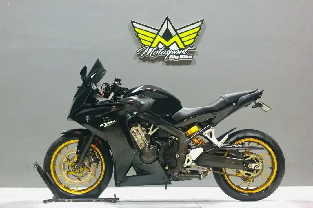 Honda CBR 650F ABS, CBR500, Ducati EVO, R6 - Image 2 of 4