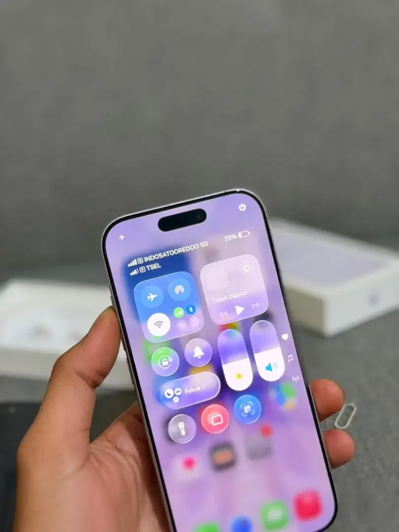 iPhone 17 256GB Bea Cukai Dual SIM Fisik Purple Rare Unit - Image 5 of 5