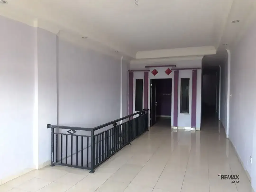 Ruko 4 lantai sangat cocok untuk usaha kawasan bisnis Dijual, di Kuta - Image 2 of 5