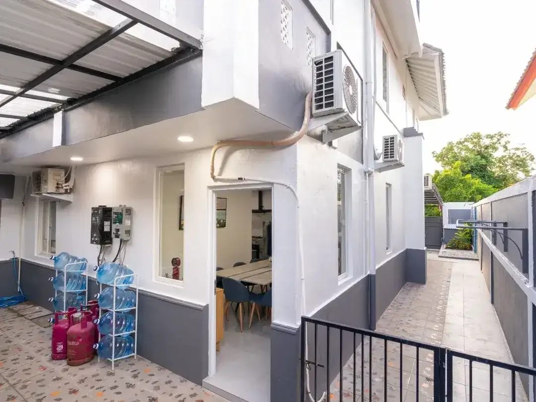 Dijual Rumah Modern 5 Kamar Tidur Di Lokasi Strategis Area Pecatu - Image 5 of 10