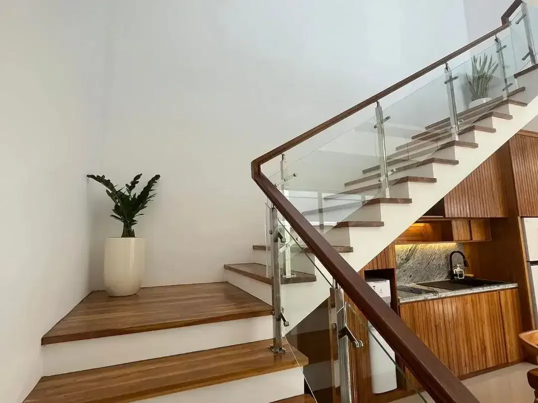 MODERN TROPICAL VILLA IN UNGASAN JIMBARAN - Image 9 of 10