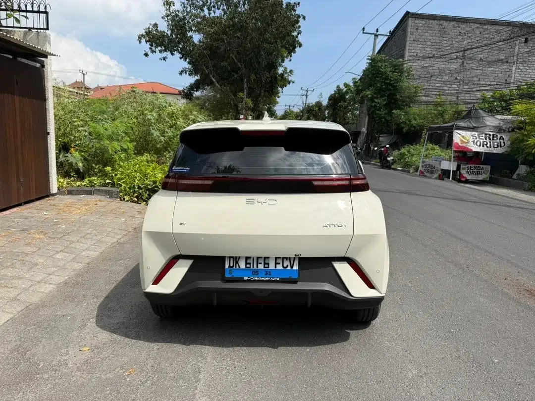 BYD ATTO 1 PREMIUM - Image 3 of 10