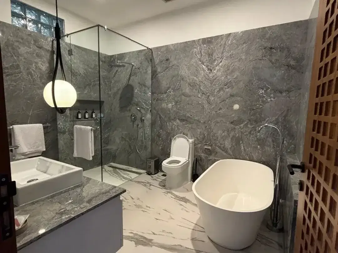 BRAND NEW VILLA WALKING DISTANCE TO SEMINYAK BEACH - Image 10 of 10