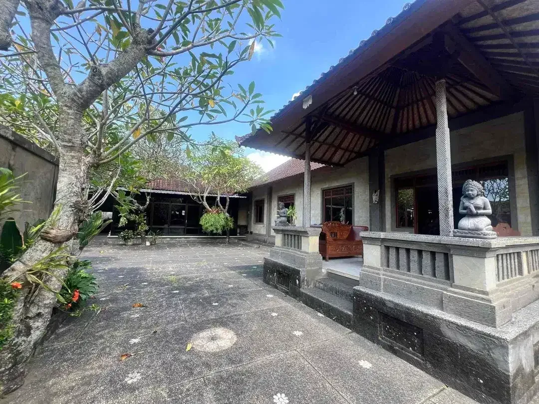 Di JUAL ex. GALLERY kondisi bagus di Mas - Ubud - Image 2 of 10